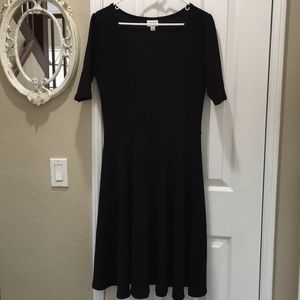 LuLaRoe Large Solid Black Nicole Dress